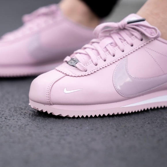 Nike Classic Cortez Prem Leather NWT - Picture 3 of 12